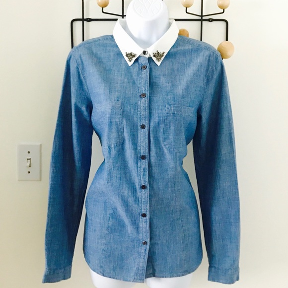 Ann Taylor LOFT chambray embellished collar shirt - Picture 2 of 7